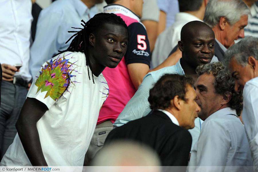 Romeyer aux côtés de Bafétimbi Gomis