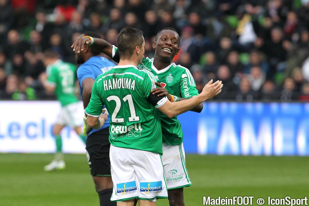Romain Hamouma (ASSE) va prolonger son contrat chez les Verts et pourrait y retrouver Max-Alain Gradel, pas encore parti.