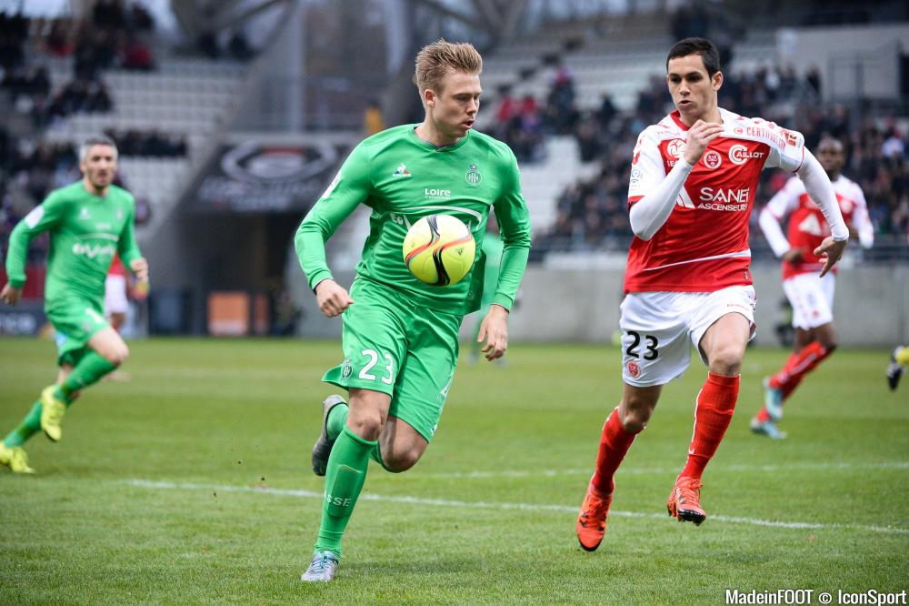 Aïssa Mandi (Stade de Reims) pourrait retrouver Alexander Söderlund à l'ASSE, la saison prochaine.