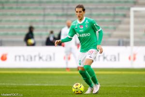 Panagiotis Retsos, le défenseur polyvalent de l'AS Saint-Etienne.