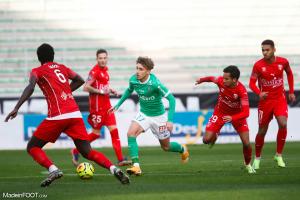 Les compos officielles du match entre le Nîmes Olympique et l'AS Saint-Etienne.