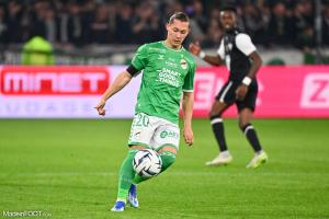 FANION FOOTBALL COUPE de FRANCE 2023/2024 ASSE Saint ETIENNE - NIMES Olympique